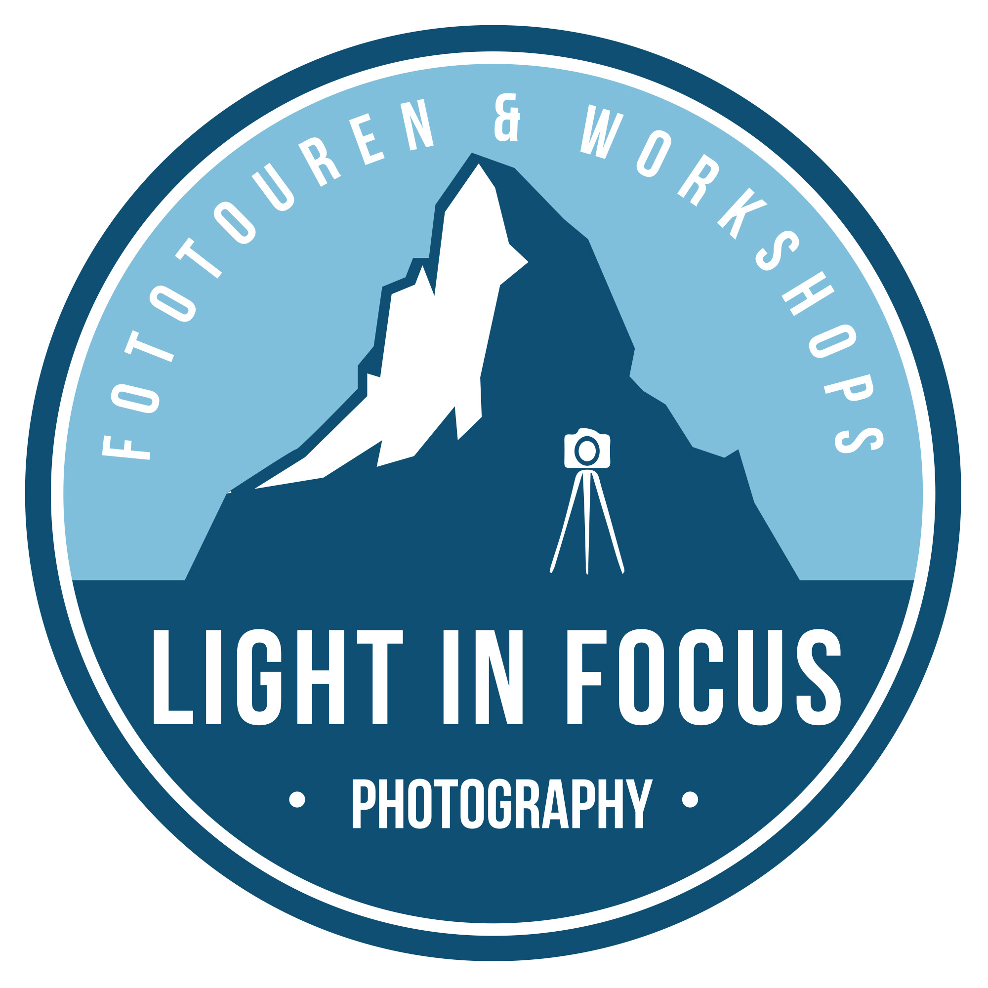 light in focus logo